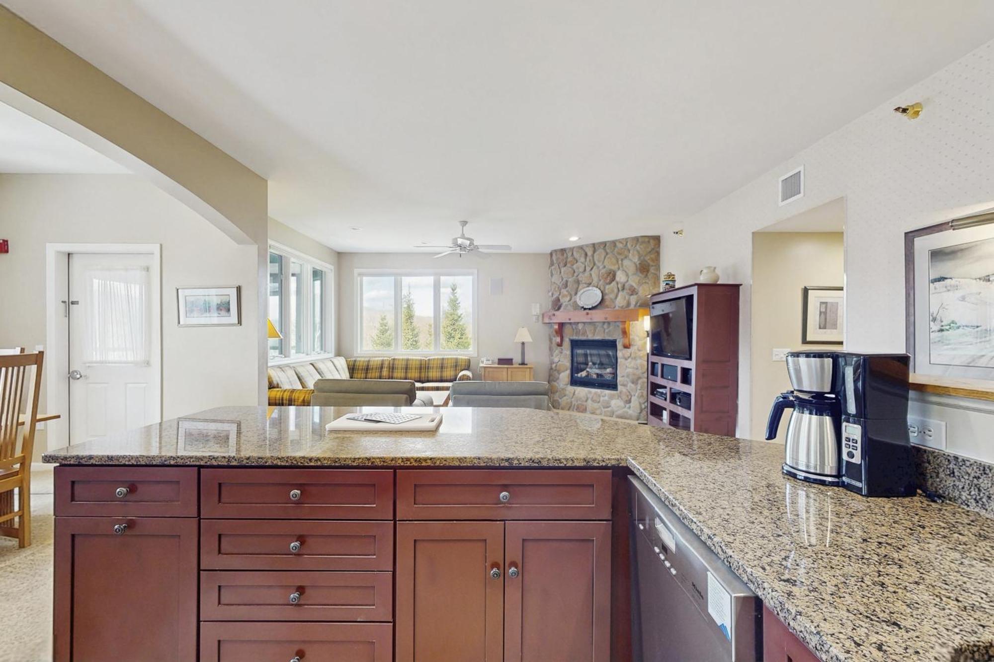 Kestrels Villa Jeffersonville Room photo